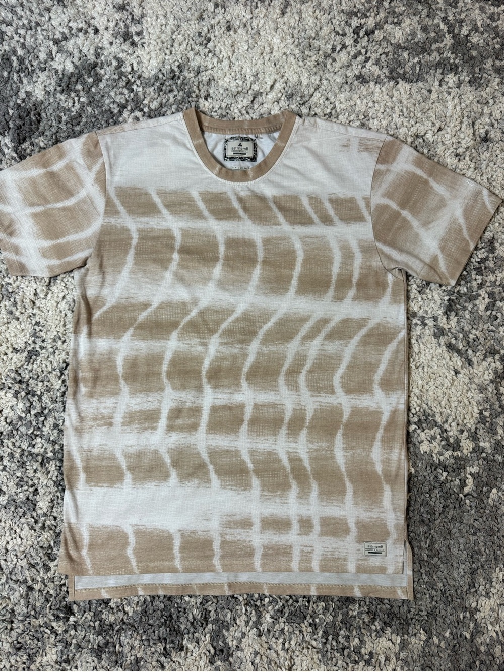Astrneme, Men's Tan & White Patterned Short Sleeve Shirt, X Large